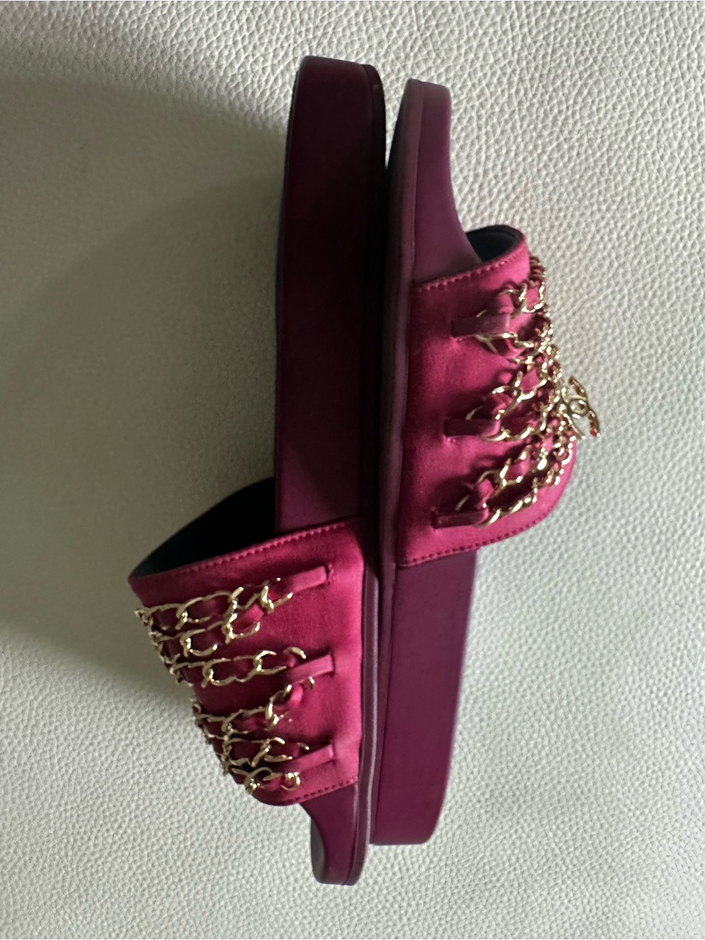 Chanel Gold Chain Tropiconic CC Slides in Dark Fuschia- Size EU 39 - Picture 7 of 13